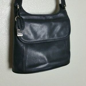 Rolfs Black Leather Shoulder Strap Purse